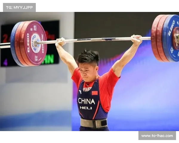 中国举重队亚锦赛出征目标明确全力争取奥运资格 中国举重队亚锦赛出征目标明确全力争取奥运资格